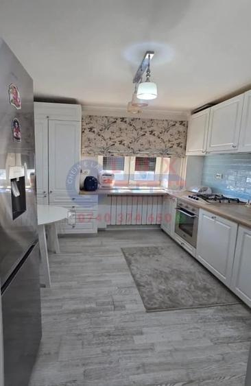 Apartament cu 3 camere decomandat în Ultracentral