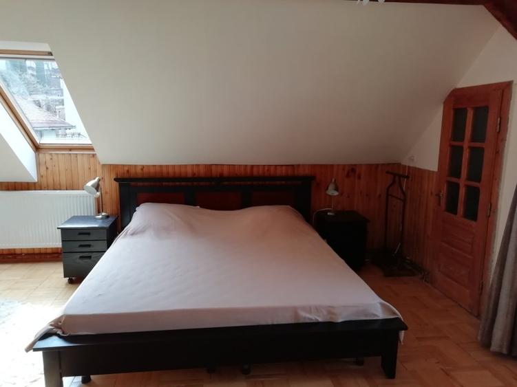 Apartament cu 3 camere semidecomandat în Ultracentral