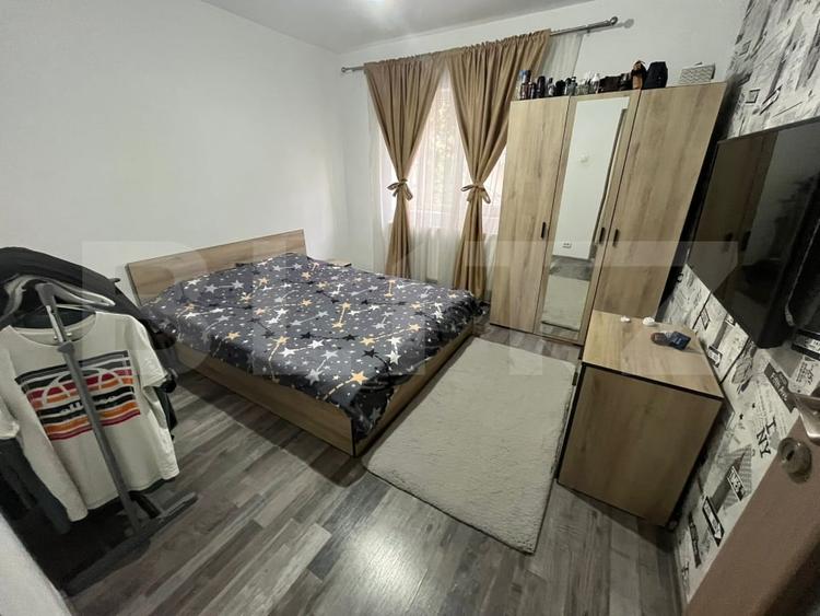 Apartament cu 4 camere decomandat, mobilat în Găești