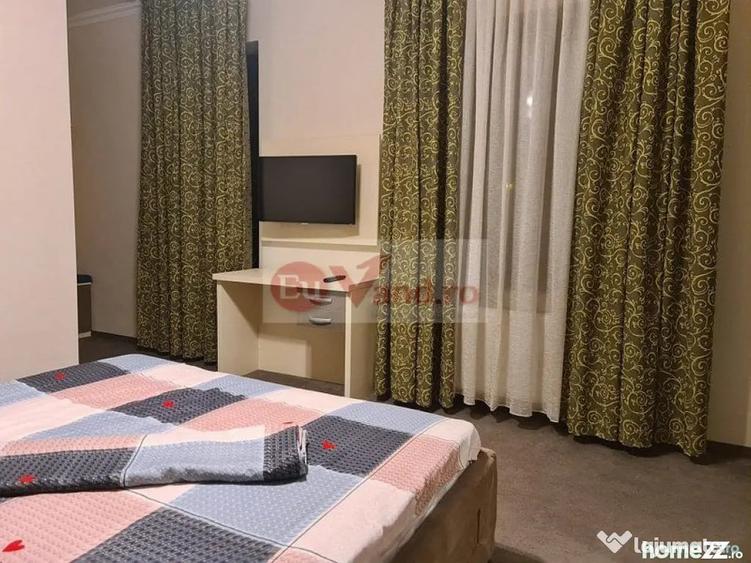Casă cu 7 camere cu Teren 300 Mp în Faleză