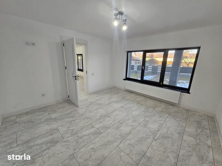 Casă cu 3 camere cu Teren 2477 Mp în Băiculești