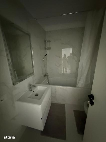 Intrare Obcini - Microapartament cu 2 camere semidecomandate. - 9