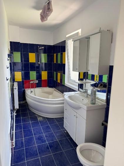 Casă individuală cu 3 camere cu Canalizare în Griviței