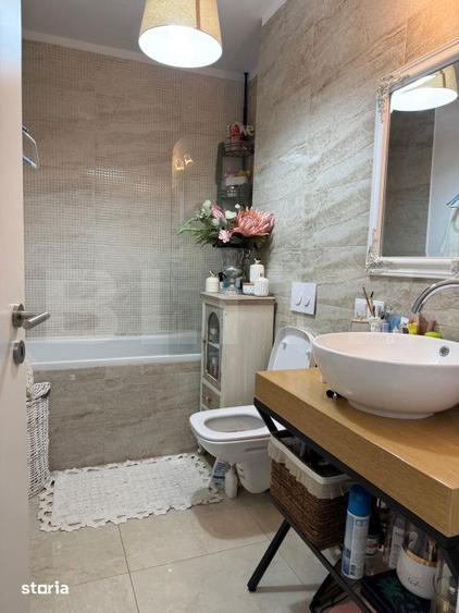 Apartament cu 3 camere decomandat, mobilat în Tractorul