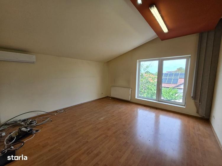 Casă cu 4 camere cu Teren 1000 Mp în Mehala