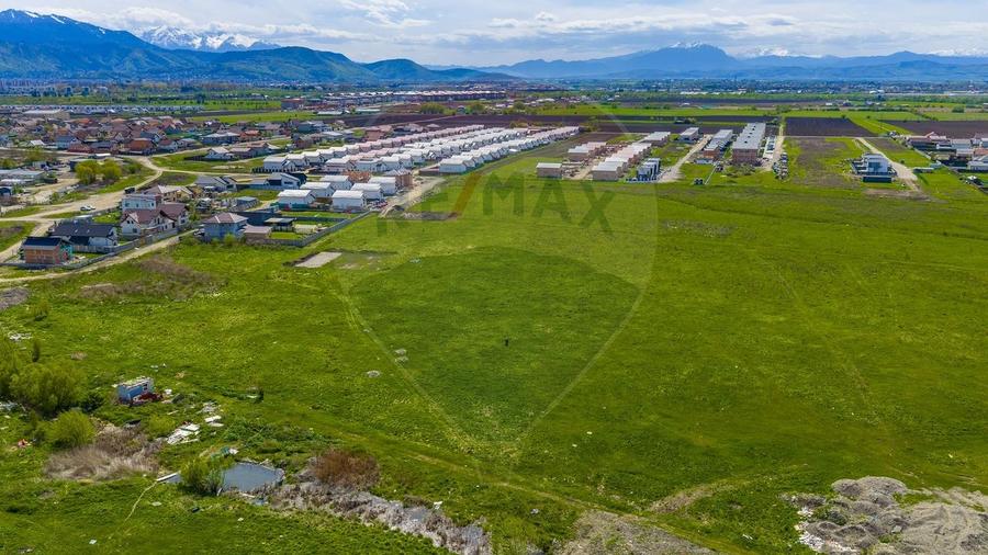 Teren Construcții intravilan de 527 mp, în Sânpetru