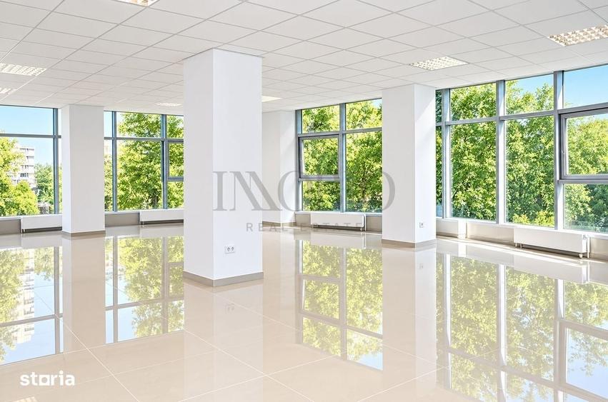 Spațiu comercial, de 131 mp, în Uverturii