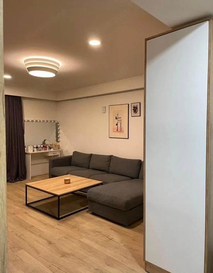 Apartament cu 2 camere semidecomandat în Cornitoiu
