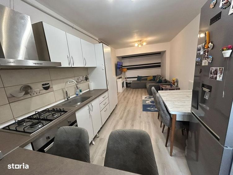 Apartament cu 3 camere decomandat în Dudu