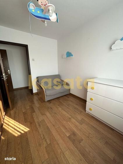 Apartament cu 3 camere în Apusului