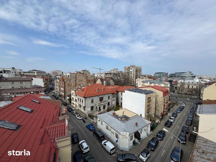 Apartament cu 3 camere în Calea Victoriei