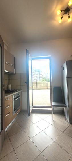 Penthouse cu 3 camere decomandat în Titan