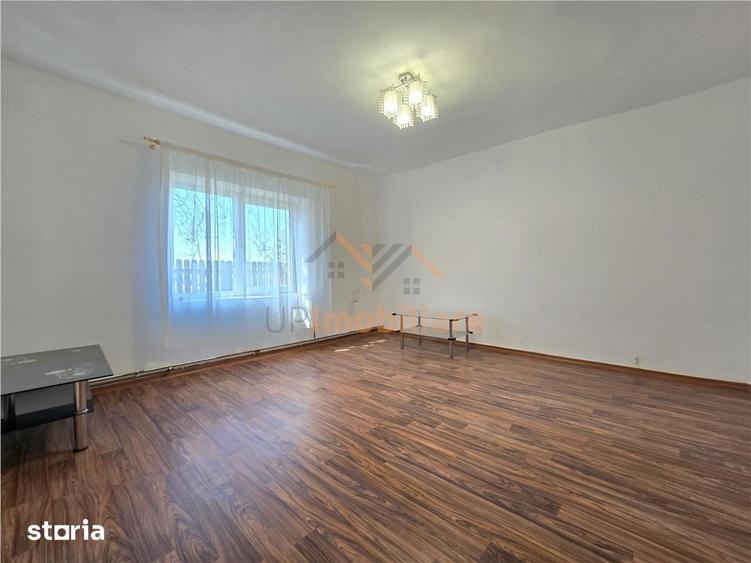 Casă cu 4 camere cu Teren 5723 Mp în Popești
