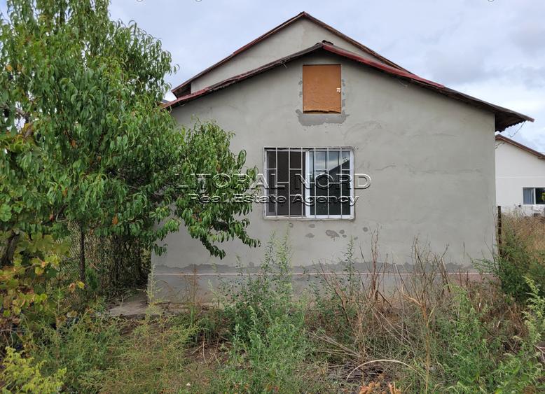 Casă individuală cu 4 camere cu Canalizare în Cumpăna
