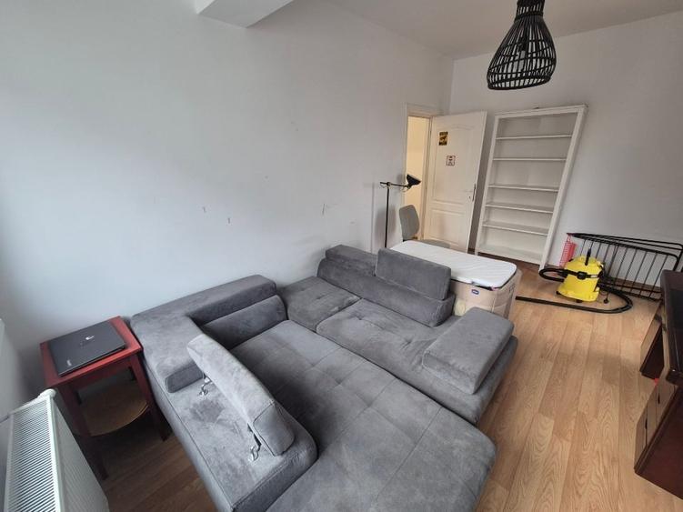 Apartament cu 2 camere semidecomandat, mobilat în Valea Lupului
