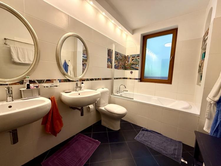 Vilă ultracentrală cu piscină interioară, saună și cramă | Unirii - 30