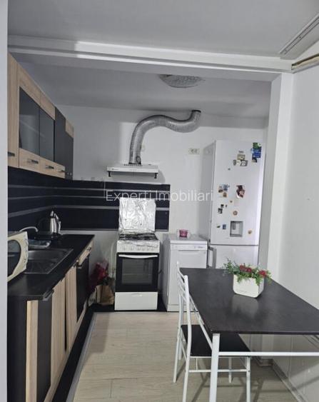 Apartament 3 camere, termen lung, zona Tomis Nord, Constanta