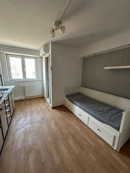 Mica, dar cu personalitate Garsoniera 16 mp | 7 minute de metrou - 5