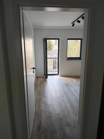 Apartament NOU cu 3 camere balcon parcare zona Shopping City - 6