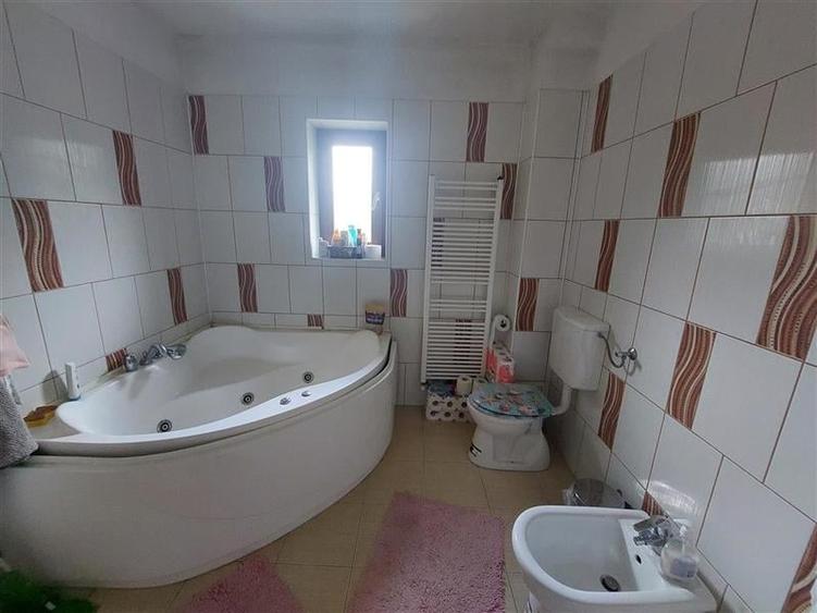 Casa cu mansarda in Sanpaul - 10