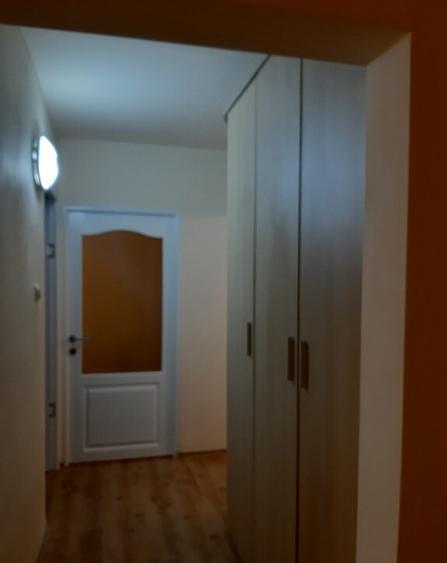 Apartament 4 camere renovat si semimobilat zona 700 - 18