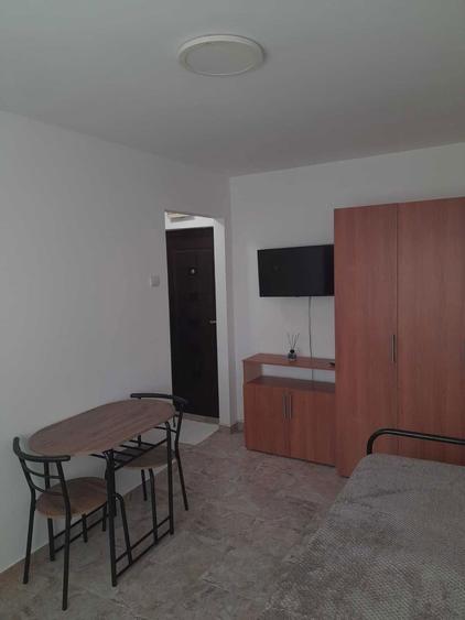 Inchiriez garsoniera in Drumul Taberei - Piata Moghioros - 3