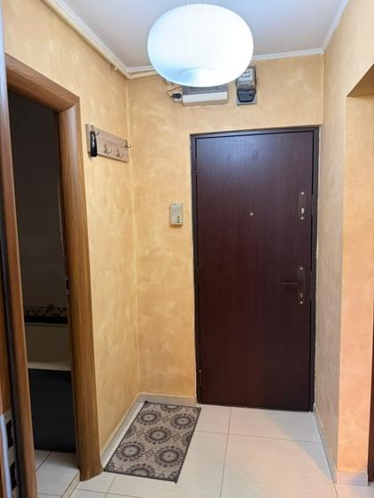 Apartament cu 2 camere, mobilat în Giurgiului