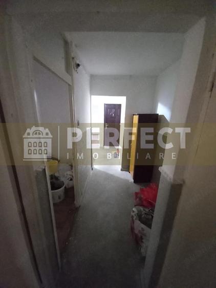 Ap.3 camere PARTER 9 Mai DECOMANDAT pret 79800 euro - 5