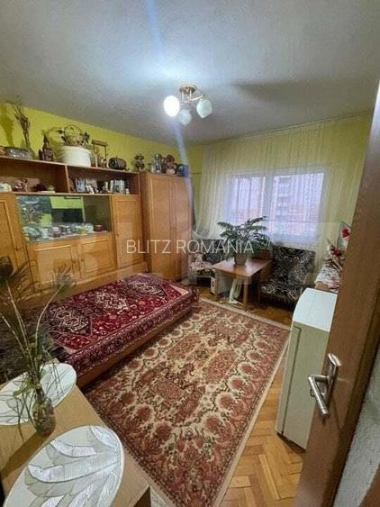 Apartament cu 3 camere, Carpati 2
