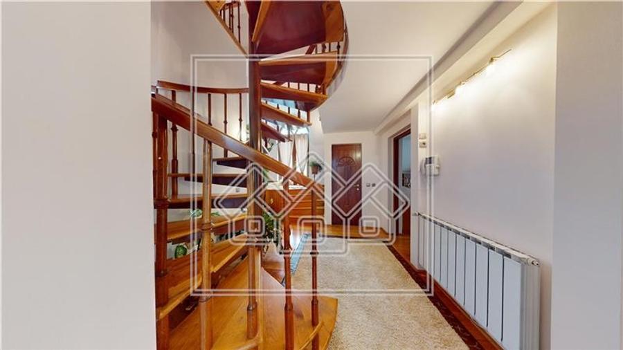 Casa de vanzare in Sibiu - individuala - 278 mp utili - - 24