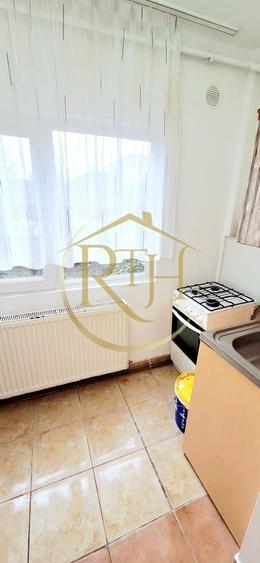 Oferim spre vanzare garsoniera,centrala proprie,zona Girocului, str. Salcamilor - 12