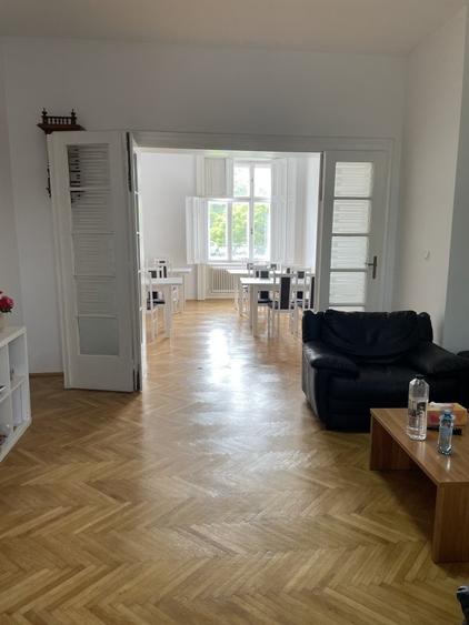 Lunei,casa multifunctionala. - 2