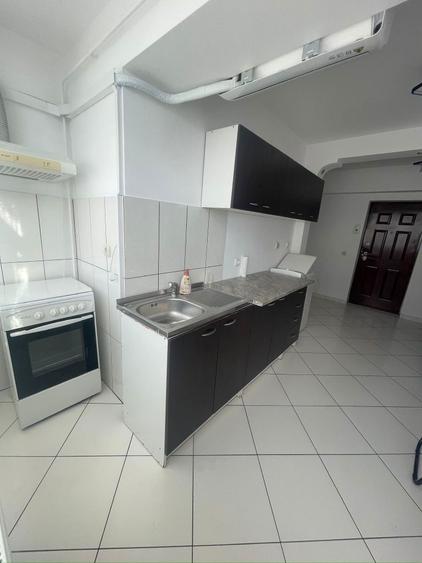 Inchiriez garsoniera - 1