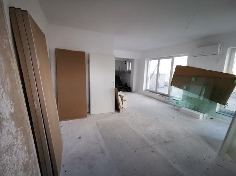 Penthouse pe 2 etaje cu terasa mare, finalizat, Avantgarden - 4