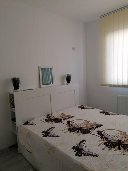 Inchiriez garsoniera Militari Residence LUX - 3