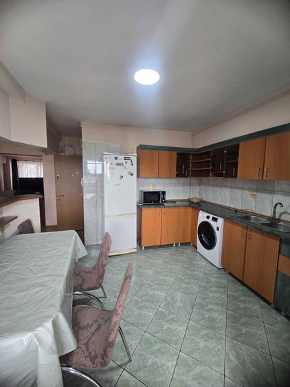 Proprietar inchiriez 4 camere Mosilor - 5