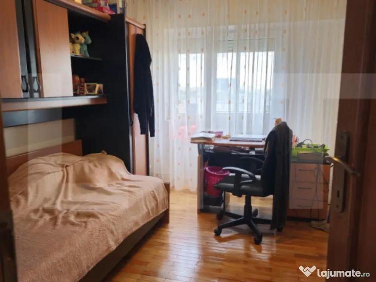 Apartament de vanzare, cu 3 camere decomandat, 76 mp, zona c - 4