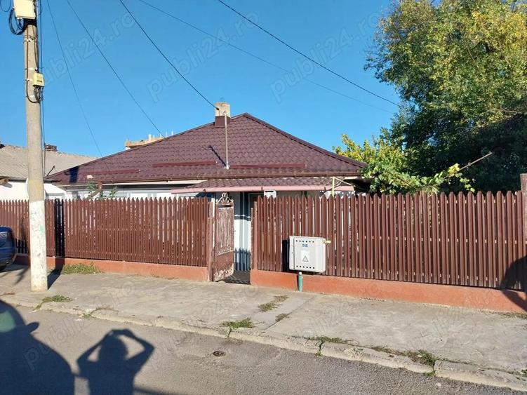 Casa De Vanzare - 10