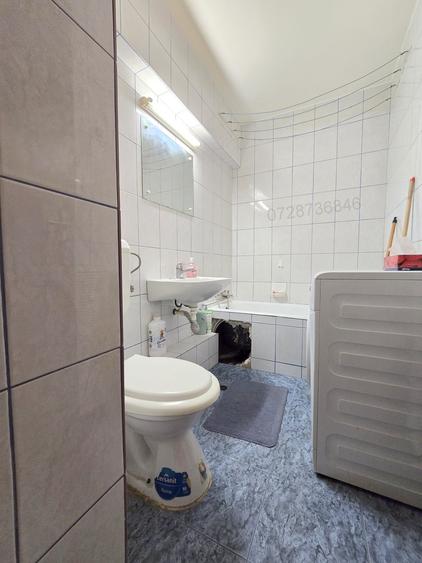 Calea Calarasilor - Matei Basarab, bloc 1987, etaj 3/4 - 11