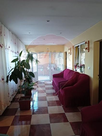 Casă spațioasă cu garaj - Mogoșoaia, foarte aproape de Podul Mogoșoaia - 9