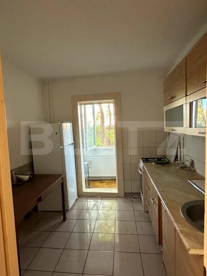 Apartament cu 2 camere decomandat, mobilat în Lipovei