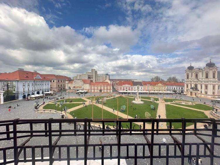 Piata Unirii 6 Camere | 400mp Etaj 3 | Palatul Bruck - renovat - 6