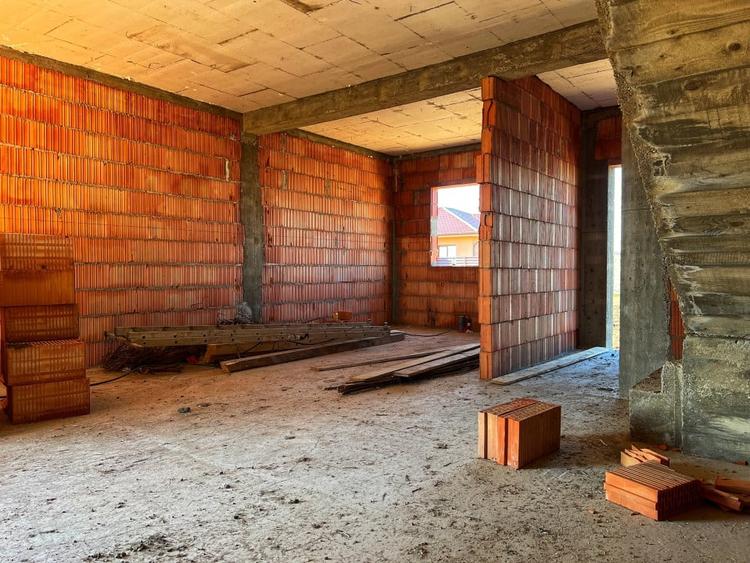 Duplex, 4 camere, 312mp teren, 95mp utili -  Sacalaz - 2