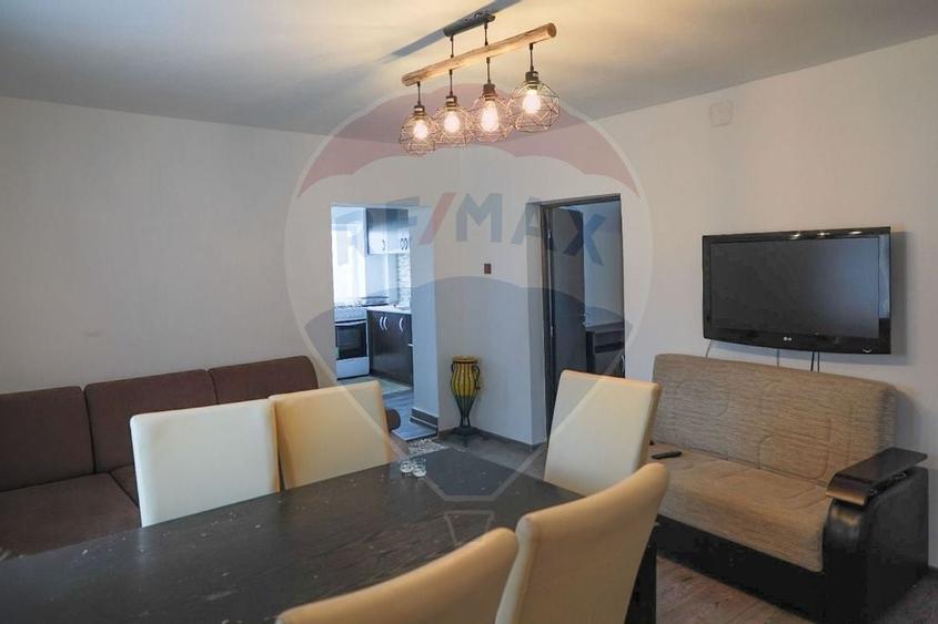 Casă de vânzare zona Bratca, 5 camere, 12 375 teren - 10