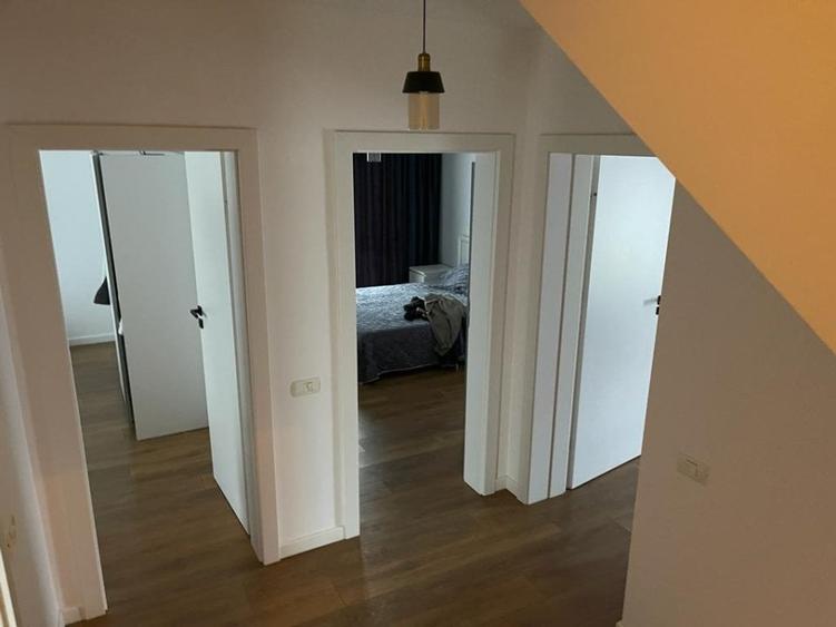 Particular , fara TVA - Berceni - Miorita , 247.000 euro - 240 mp utili - 6