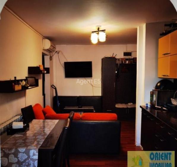 Anda, decomandat, 2 camere, 54mp, gaze, vanzari Constanta Anda, decomandat, 2 camere, 54mp, gaze, vanzari Constanta