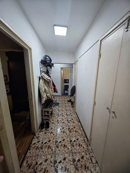 Bd Alexandru Obregia 53mp decomandat Sector 4 - 6