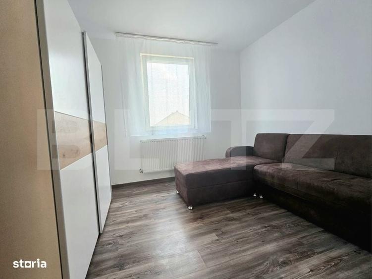Apartament cu 3 camere decomandat în Chișoda