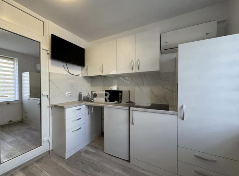 Garsoniera Gheorgheni zona Iulius Mall etaj 1 - 2