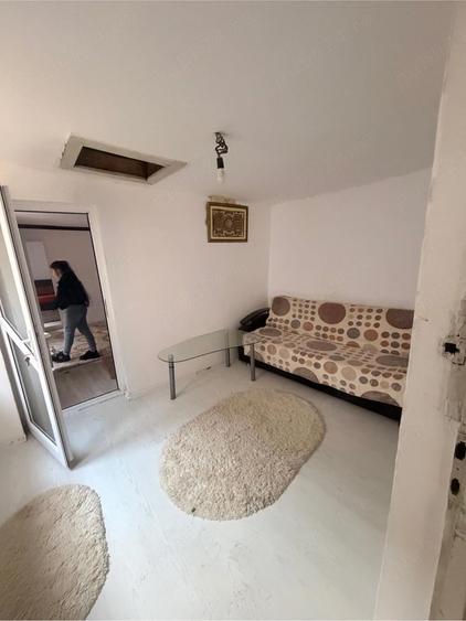 Casa de vanzare sau inchiriere km4-5 - 2